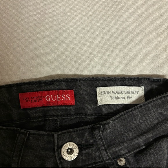 Guess Ripped Black Jeans - Picture 4 of 5